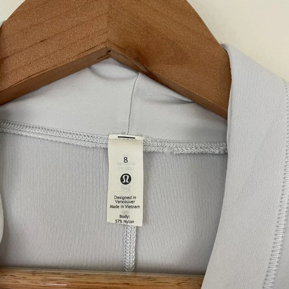 Lululemon AirWrap Pullover Hoodie in Alpine White Size 8